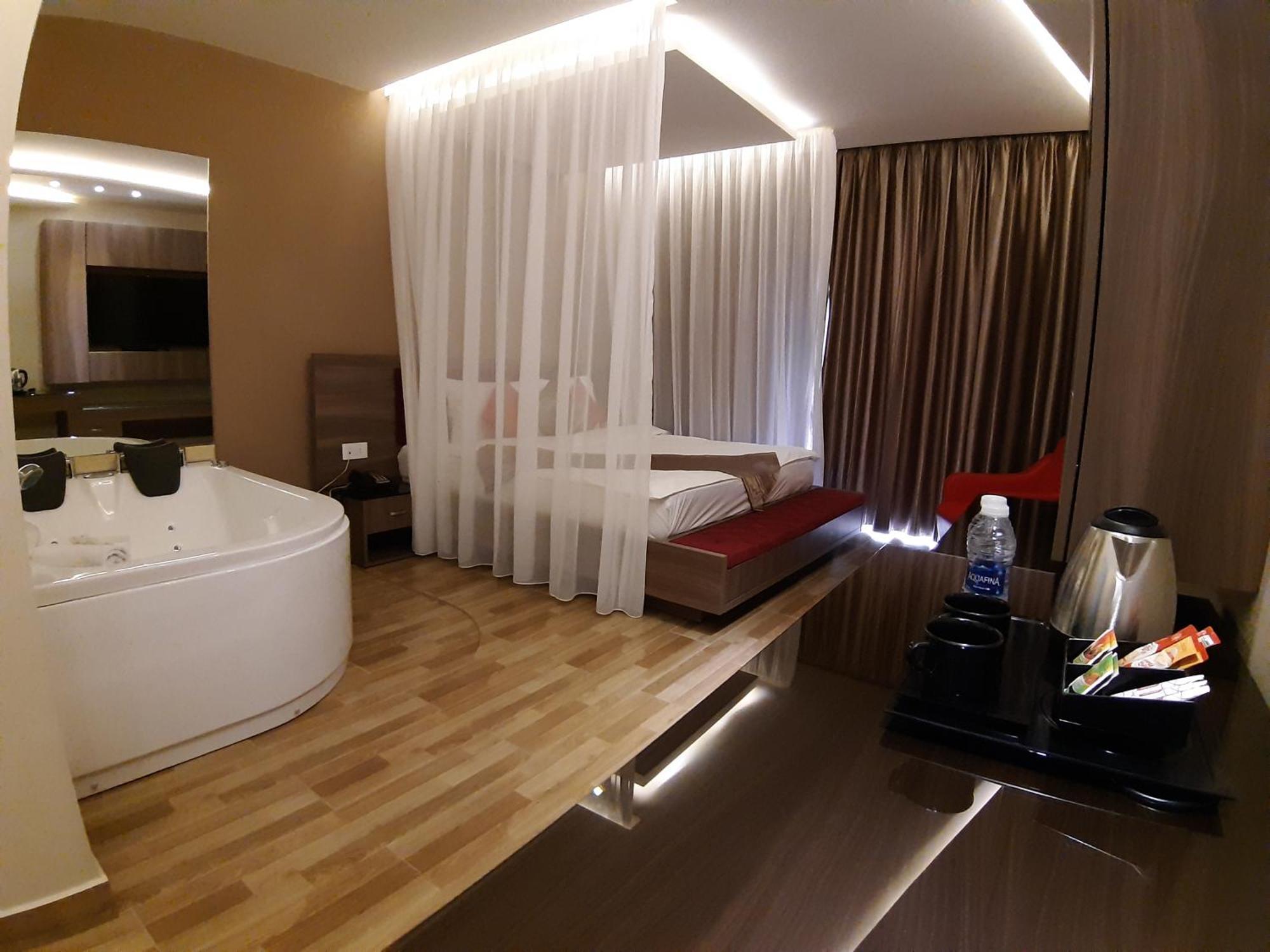 Jounieh Suites Boutique Hotel Eksteriør billede